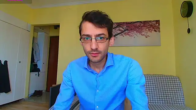 Snapshot of HungEddy chatting on 12.05.25 HungEddy online show from 12.05.25