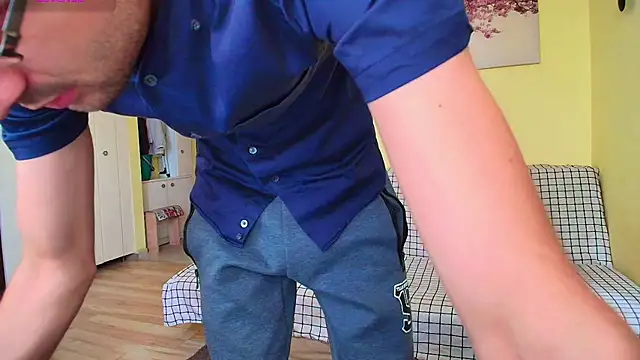 Snapshot of HungEddy chatting on 12.15.25 HungEddy online show from 12.15.25