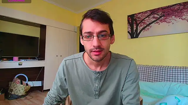 HungEddy online show from 12.16.25