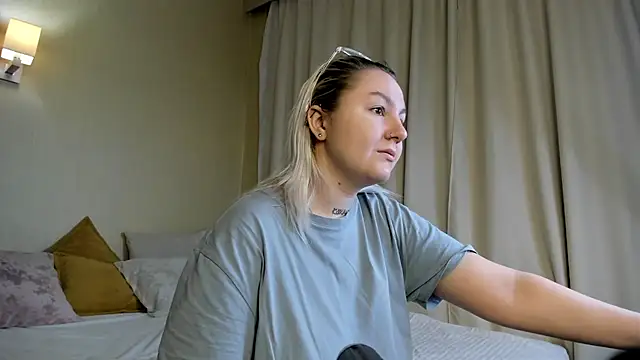 Snapshot of Debbie_Taylor chatting on 12.29.24 Debbie Taylor online show from 12.29.24