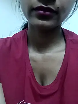 Snapshot of Rajni-Mehra chatting on 02.18.25 Rajni-Mehra online show from 02.18.25