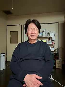 Snapshot of SaneService9 chatting on 02.15.26 SaneService9 online show from 02.15.26