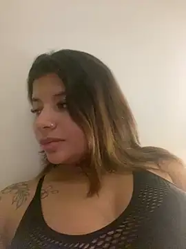 Snapshot of adop_me__ chatting on 03.03.25 adop me online show from 03.03.25