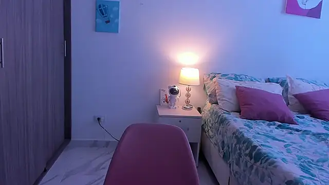 Snapshot of adop_me__ chatting on 03.15.25 adop me online show from 03.15.25