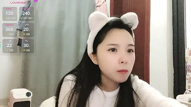 Snapshot of QQ88-99 chatting on 02.20.25 QQ88-99 online show from 02.20.25