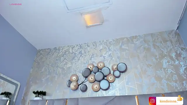 KimDevinne online show from 09.24.25