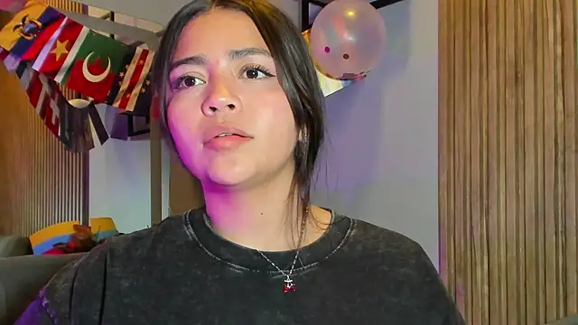 KimDevinne online show from 07.15.26