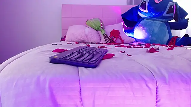 Aurora blossom   online show from 02.14.25