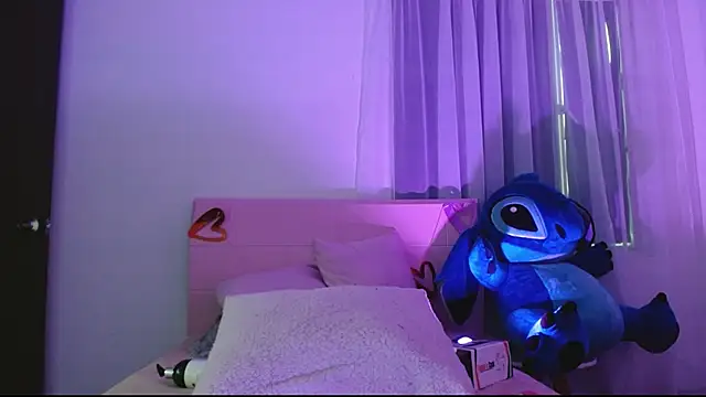 Aurora blossom   online show from 03.07.25