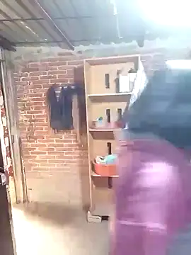 Snapshot of yovana13 chatting on 01.06.26 yovana13 online show from 01.06.26