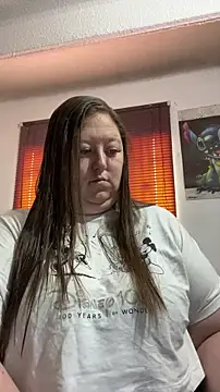 Chloee ep online show from 12.19.25