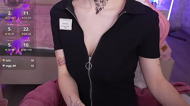 HaylaAmber online show from 12.17.24