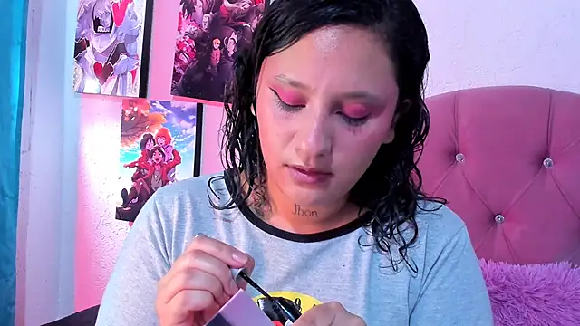 Snapshot of Mila_nixon02 chatting on 03.12.26 Mila nixon02 online show from 03.12.26