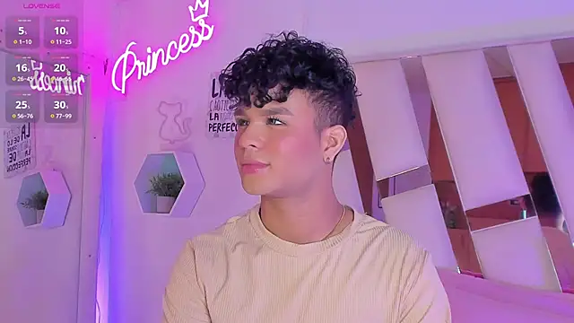 EthanCollens online show from 01.09.25