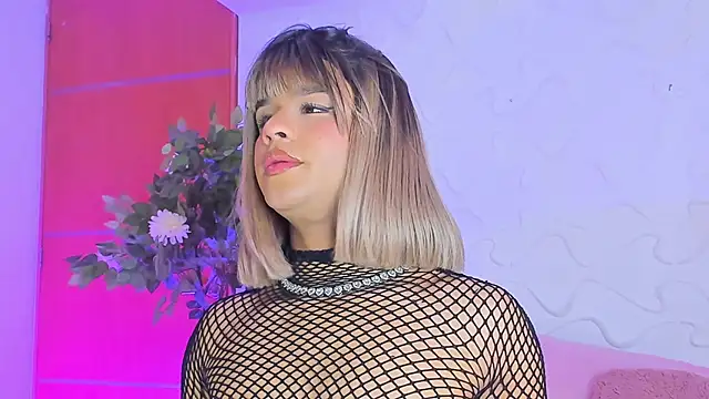 Snapshot of EthanCollens chatting on 04.07.26 EthanCollens online show from 04.07.26