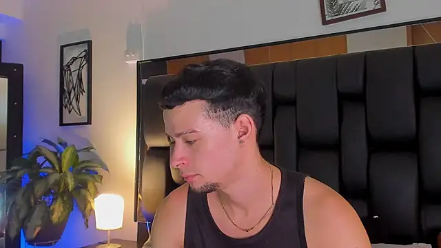 JadeSmiith  online show from 09.23.25