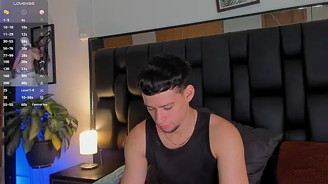 JadeSmiith  online show from 10.23.25