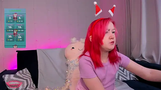 Snapshot of Sara_Robinson chatting on 12.25.24 Sara Robinson online show from 12.25.24