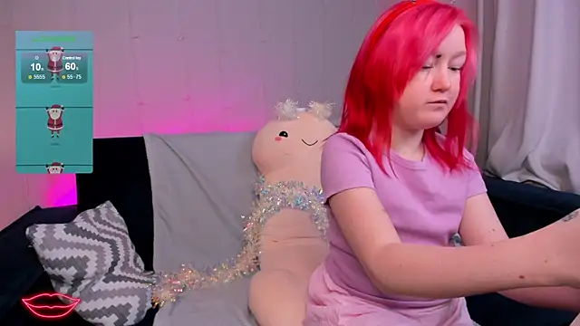 Snapshot of Sara_Robinson chatting on 12.25.24 Sara Robinson online show from 12.25.24