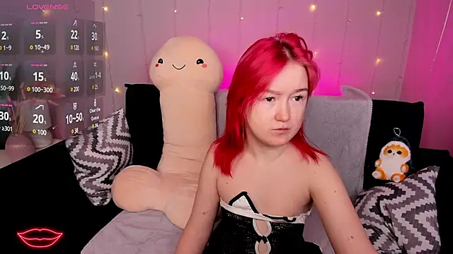 Snapshot of Sara_Robinson chatting on 12.26.24 Sara Robinson online show from 12.26.24