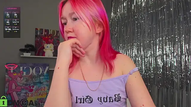 Snapshot of Sara_Robinson chatting on 01.16.25 Sara Robinson online show from 01.16.25