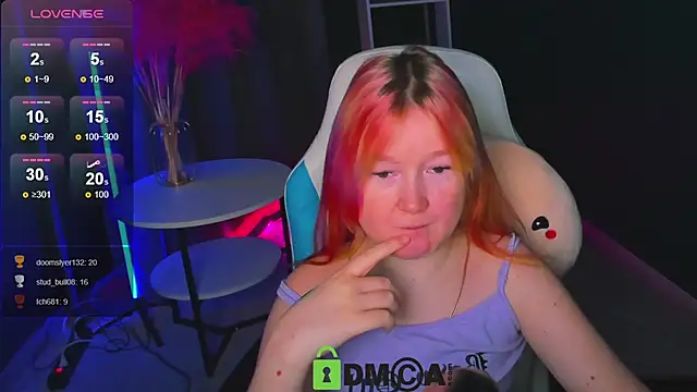 Snapshot of Sara_Robinson chatting on 02.24.25 Sara Robinson online show from 02.24.25