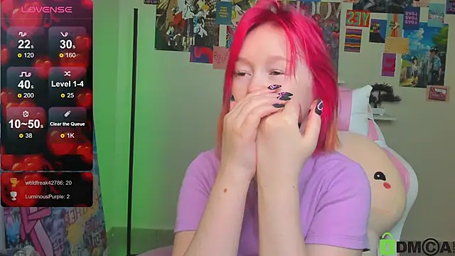 Snapshot of Sara_Robinson chatting on 03.18.25 Sara Robinson online show from 03.18.25