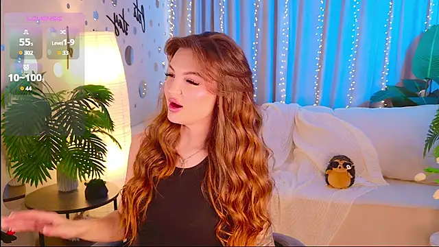 Annaa Banana online show from 10.31.25