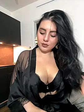 Snapshot of Evelyn___Sweet chatting on 10.10.25 Evelyn Sweet online show from 10.10.25