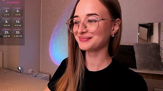 Tiffanyhunt online show from 10.28.25