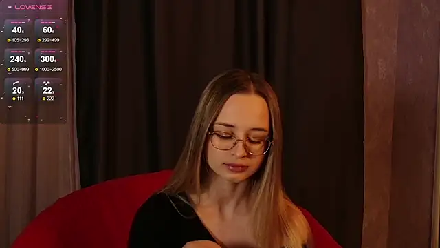 Tiffanyhunt online show from 03.06.26