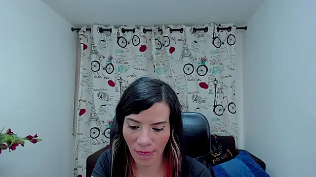 DanaaRey online show from 11.07.25