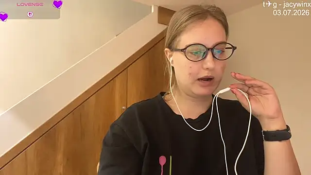 JacyWinslat online show from 07.03.26
