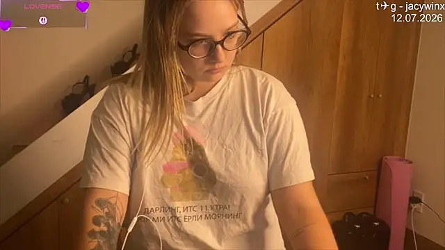 JacyWinslat online show from 07.13.26