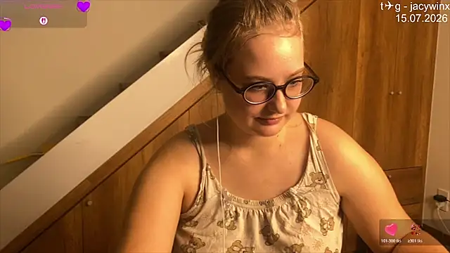 JacyWinslat online show from 07.15.26
