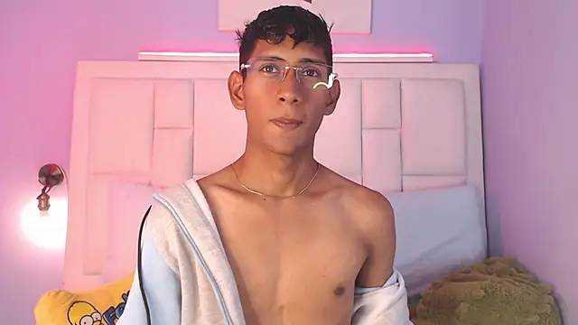 Nick Collins18 online show from 01.06.26