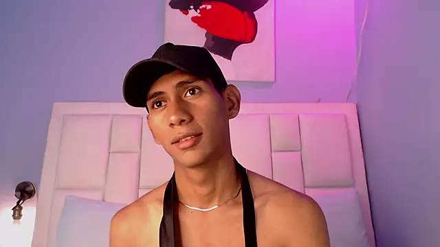 Nick Collins18 online show from 01.08.26