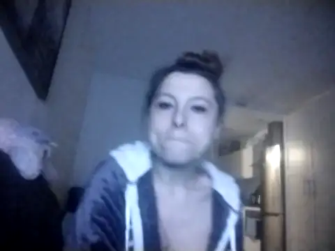 Snapshot of Florita2442 chatting on 11.06.25 Florita2442 online show from 11.06.25