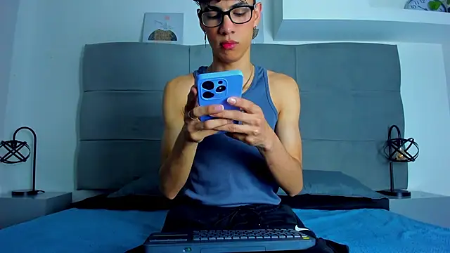 NeoRaptis online show from 02.22.25