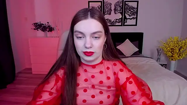 Snapshot of DaniellaLovely chatting on 02.10.25 DaniellaLovely online show from 02.10.25