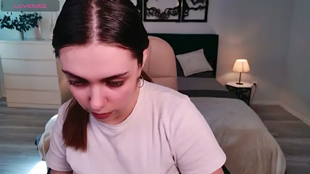 DaniellaLovely online show from 03.11.26