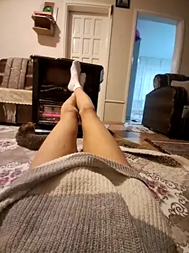 Snapshot of yaramazfem chatting on 11.12.25 yaramazfem online show from 11.12.25