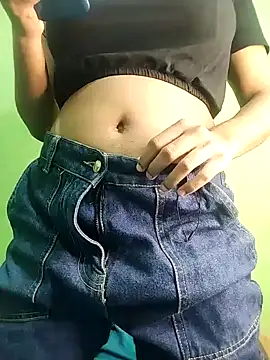 Snapshot of Queen-Amelia chatting on 12.03.24 Queen-Amelia online show from 12.03.24