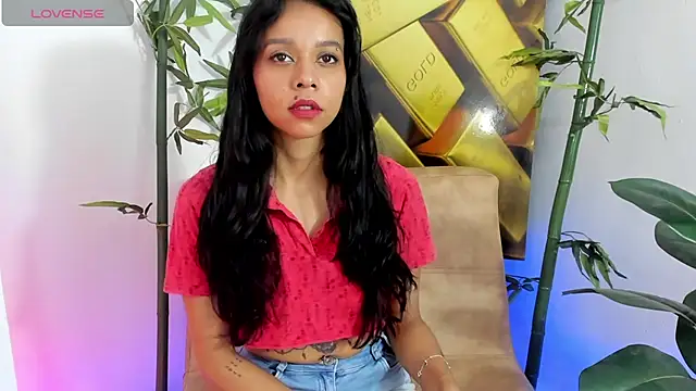 Snapshot of ladynemesis chatting on 12.10.24 ladynemesis online show from 12.10.24