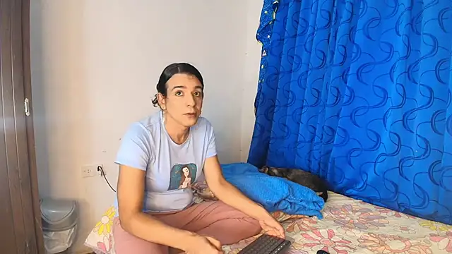 Oh Tique online show from 11.14.25