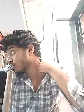 Snapshot of heartless__95 chatting on 02.08.25 heartless 95 online show from 02.08.25