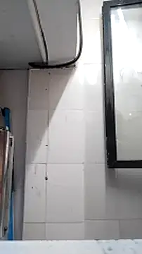 Snapshot of heartless__95 chatting on 02.09.25 heartless 95 online show from 02.09.25