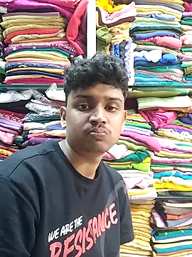 Snapshot of heartless__95 chatting on 02.15.25 heartless 95 online show from 02.15.25