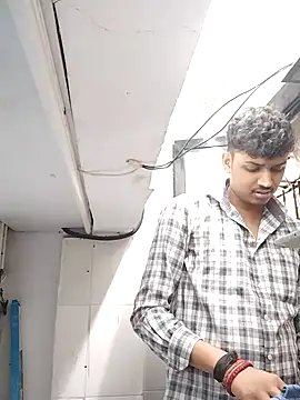 Snapshot of heartless__95 chatting on 02.20.25 heartless 95 online show from 02.20.25