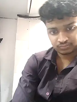 Snapshot of heartless__95 chatting on 03.03.25 heartless 95 online show from 03.03.25